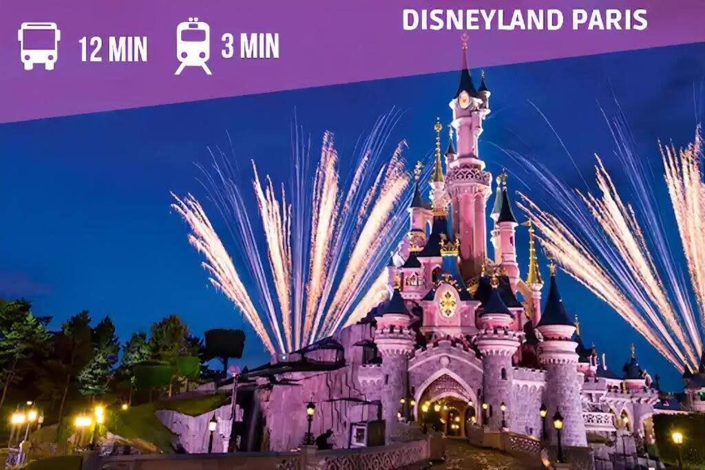 S10 Disney Shopping Center Serris Exterior photo